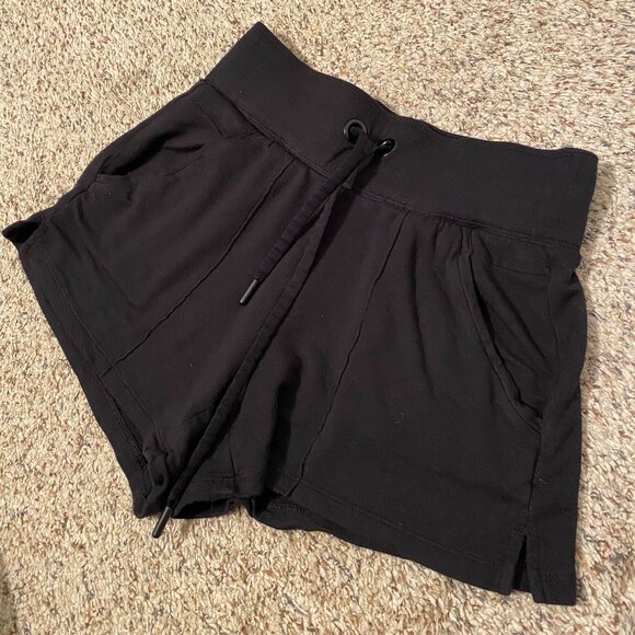 Athleta Women's Comfy shorts - Picture 4 of 6